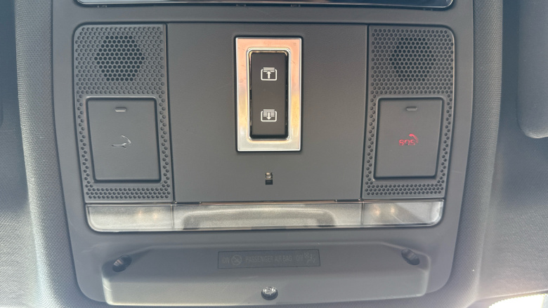 Land Rover Range Rover Evoque 2.0 D200 R-Dynamic HSE 5dr Auto Diesel Hatchback